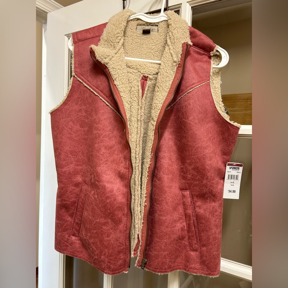 Legacy Falls Western Rose Pink Faux Suede Sherpa Lined Zipper Light Vest.